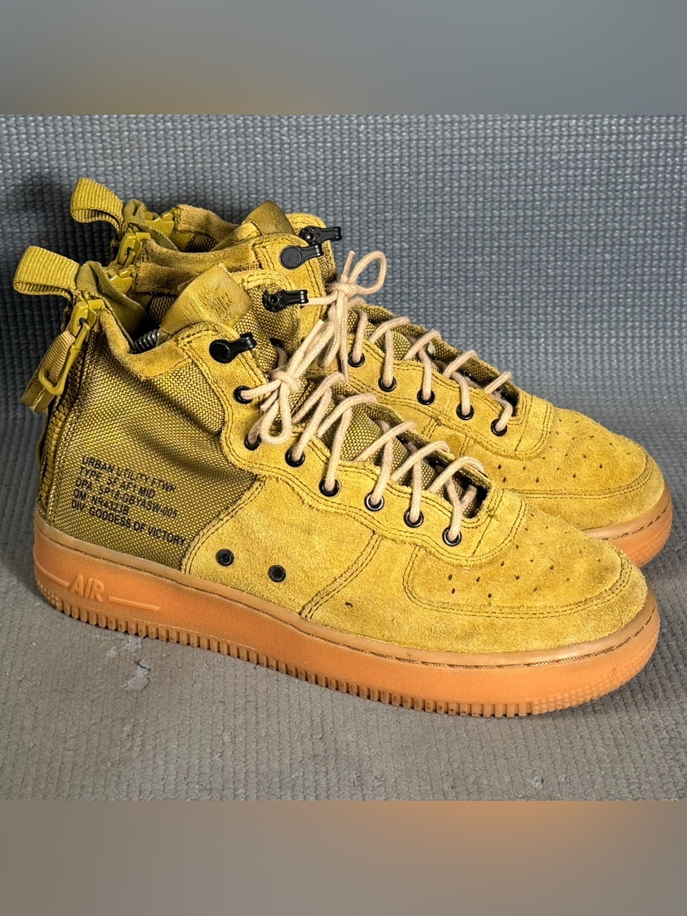 Nike SF Air Force 1 Mid Shoes Desert Moss Gum AJ0424-300 Sz 6Y Sz 7.5 Women - Picture 2 of 10